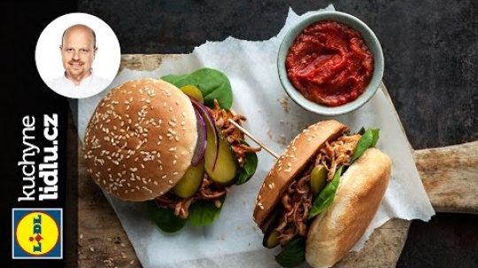 Trhané vepřové maso v hamburgerové housce – Roman Paulus – RECEPTY KUCHYNĚ LIDLU
