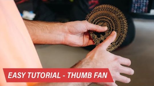 Thumb Fan – Cardistry tutorial pro začátečníky | FYFT.cz