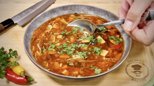 Čínská polévka jako z asijské restaurace u vás doma!   (Hot and sour soup)